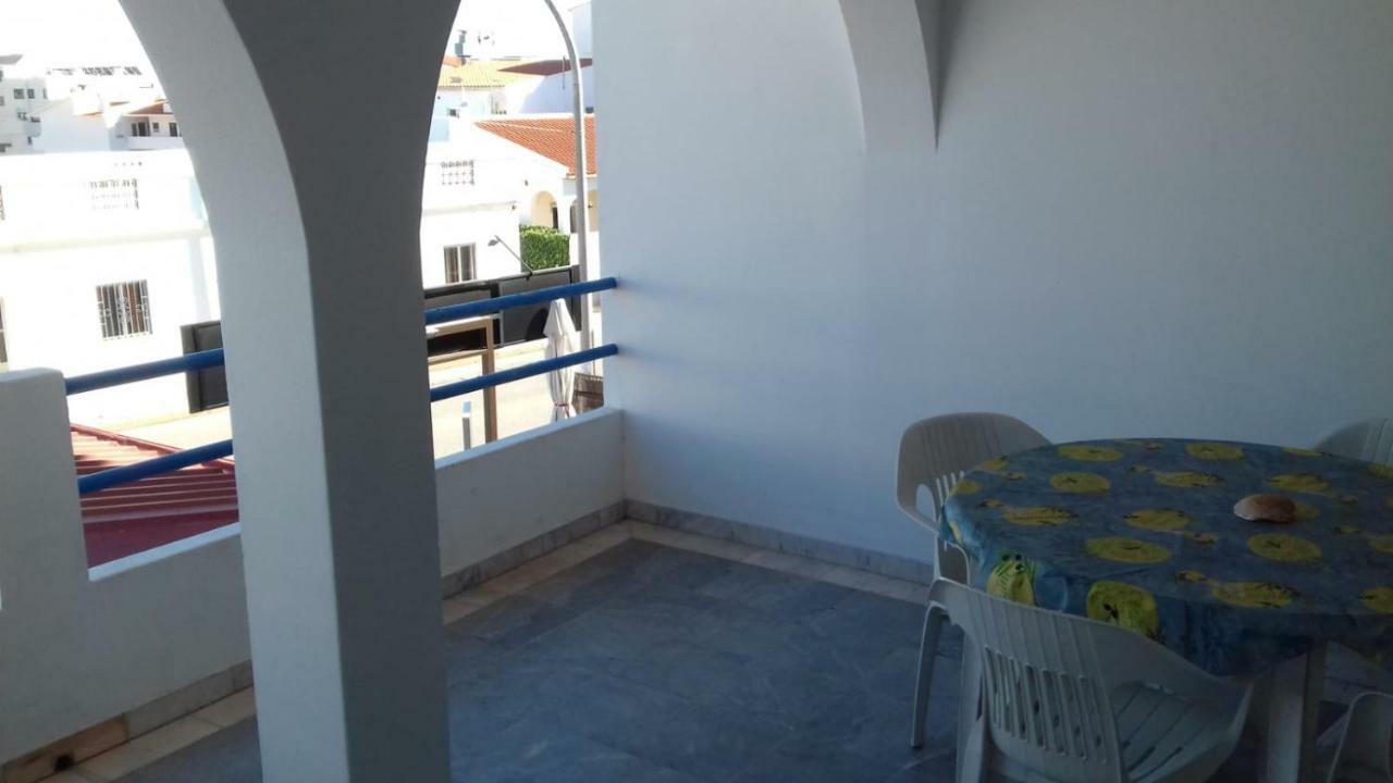 Apartamento Oura Li