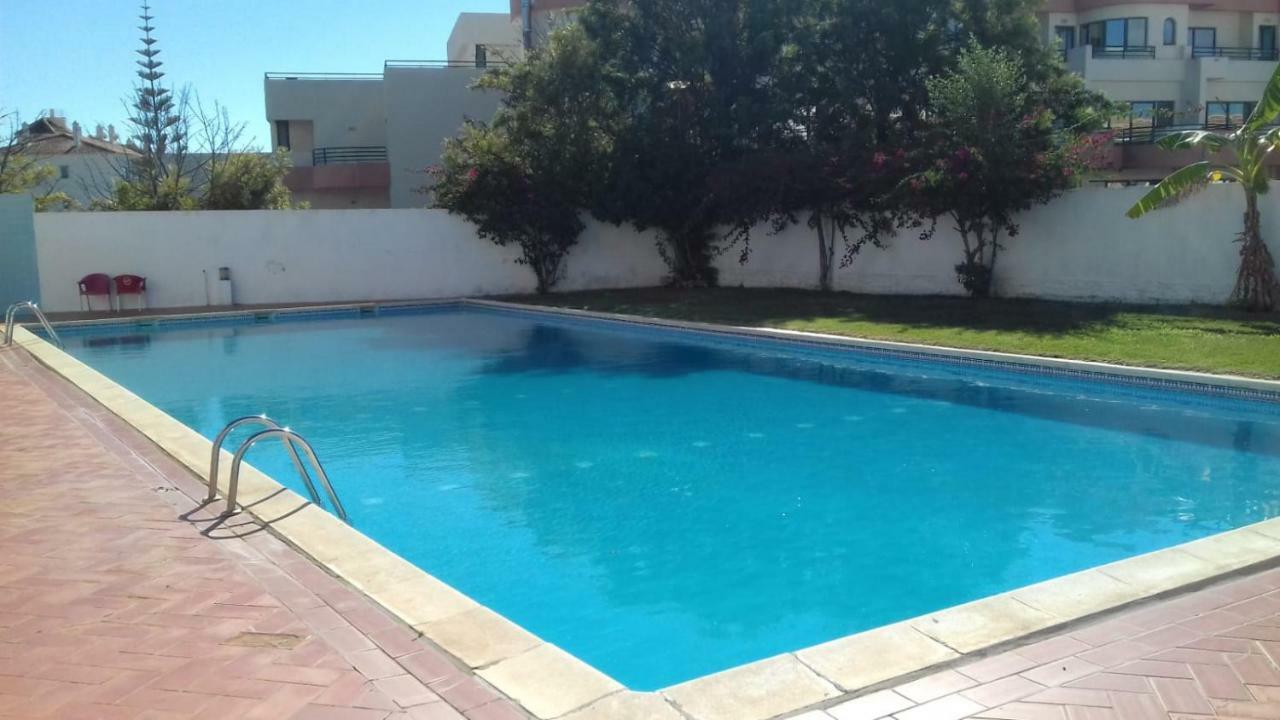 Apartamento Oura Li *